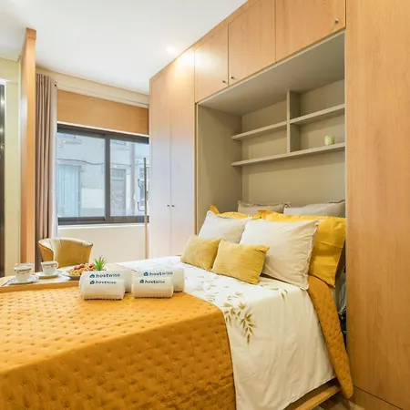 Host Wise - Urban Escape Apartment *
